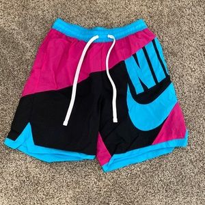 Men’s retro style Nike shorts